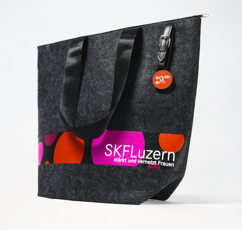 baumwolltaschen einkaufstaschen papiertragetaschen werbetragetaschen plastiktragetaschen werbetaschen